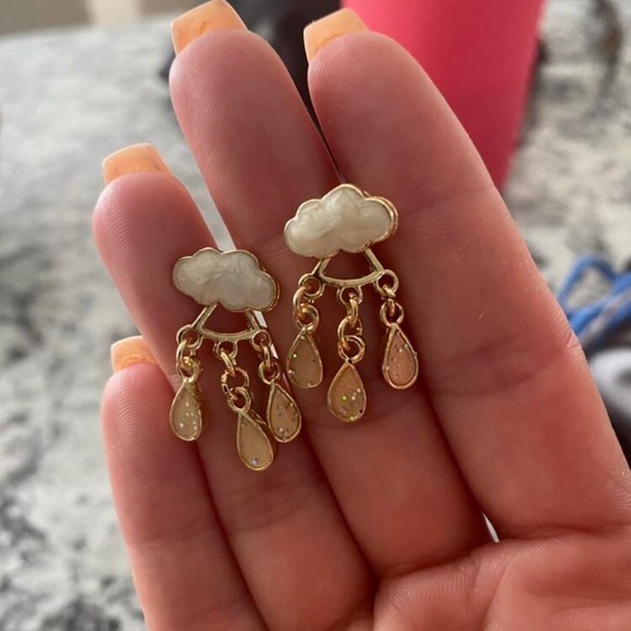 🌧️ Rain Cloud Earrings 🌧️ - Picture 4 of 5